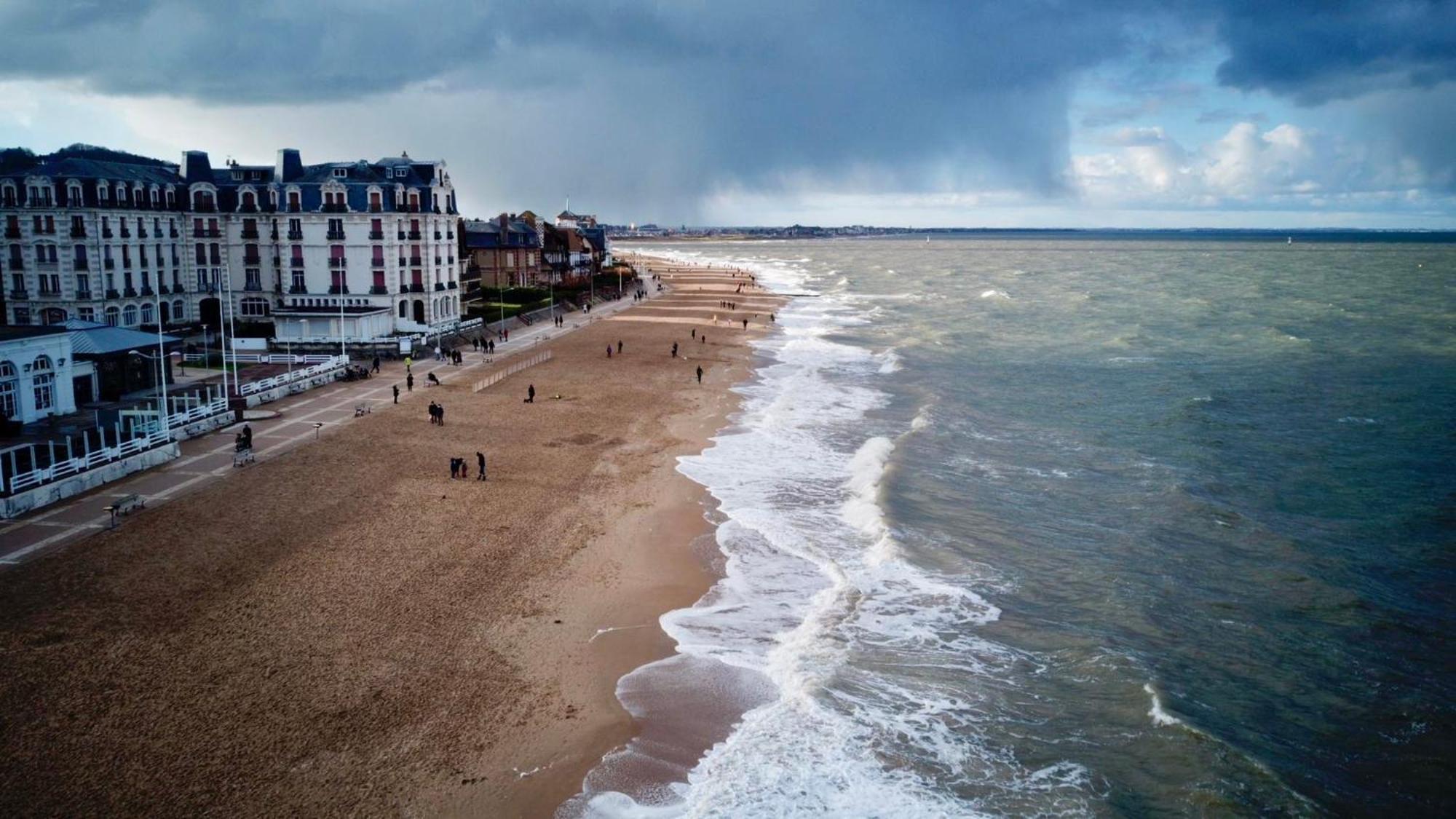 Appartement Bord De Mer ウルガット エクステリア 写真